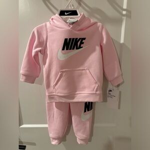 Nike Girls Sweat Set- Pink Foam- 12M- NWT
